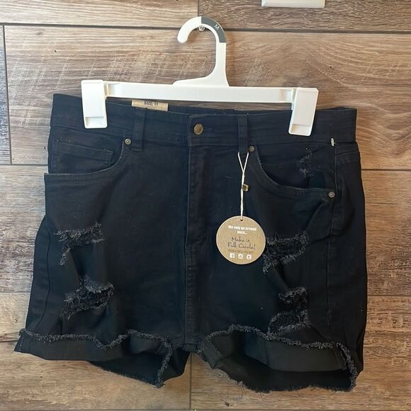 Jolie & Joy Ladies Jean Shorts Size 11 Black NWT - Picture 1 of 12